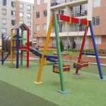 Fabrica de Parques y Juegos Infantiles para Exteriores en Madera Plástica