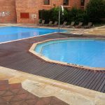 Piso Deck piscina y zona humeda exterior tráfico pesado maderplast Barranquilla